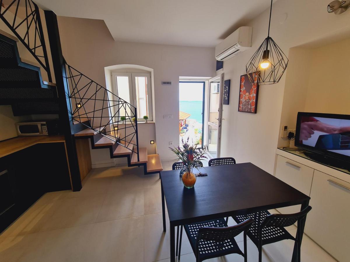 Beach Apartment Renco Sumpetar Екстериор снимка