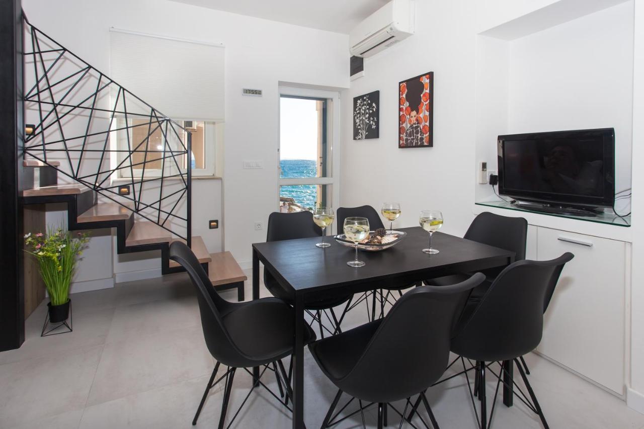 Beach Apartment Renco Sumpetar Екстериор снимка