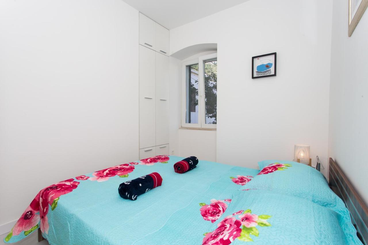 Beach Apartment Renco Sumpetar Екстериор снимка